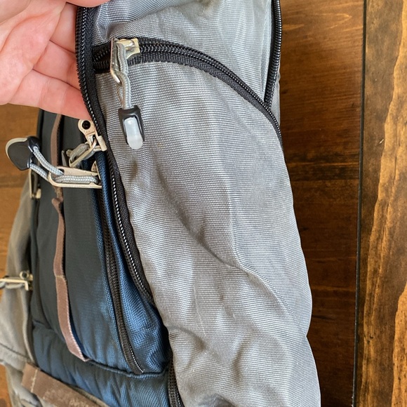 REI Backpack - Picture 7 of 9